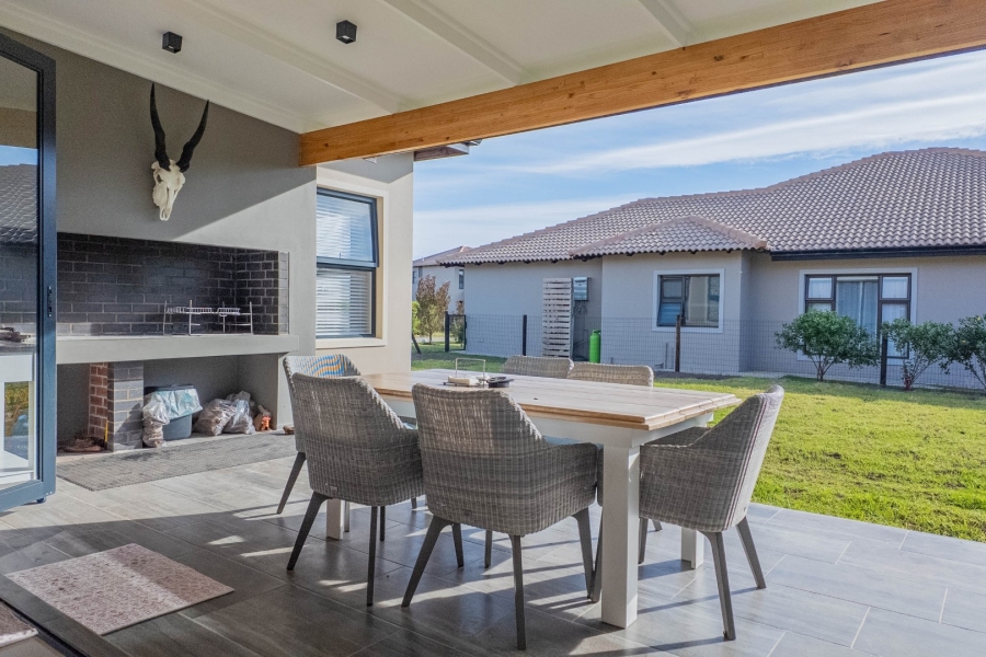 3 Bedroom Property for Sale in The Hill Western Cape
